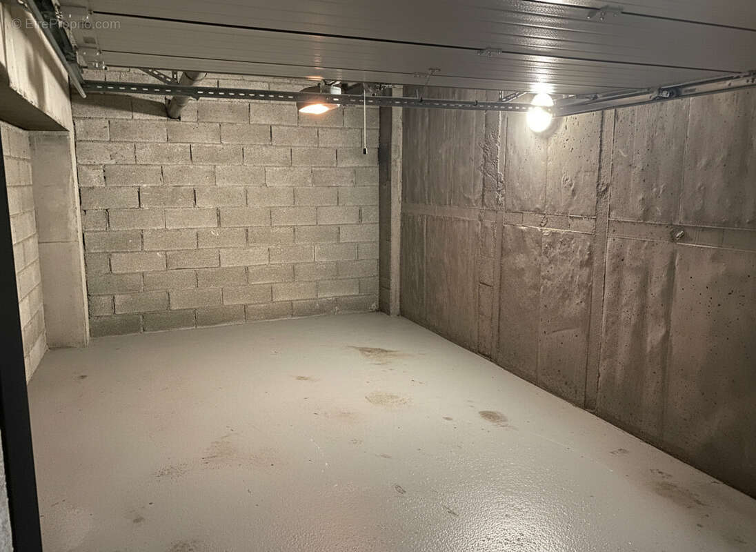 Appartement T3 avec terrasse et garage Centre-ville de Cahors - photo 8