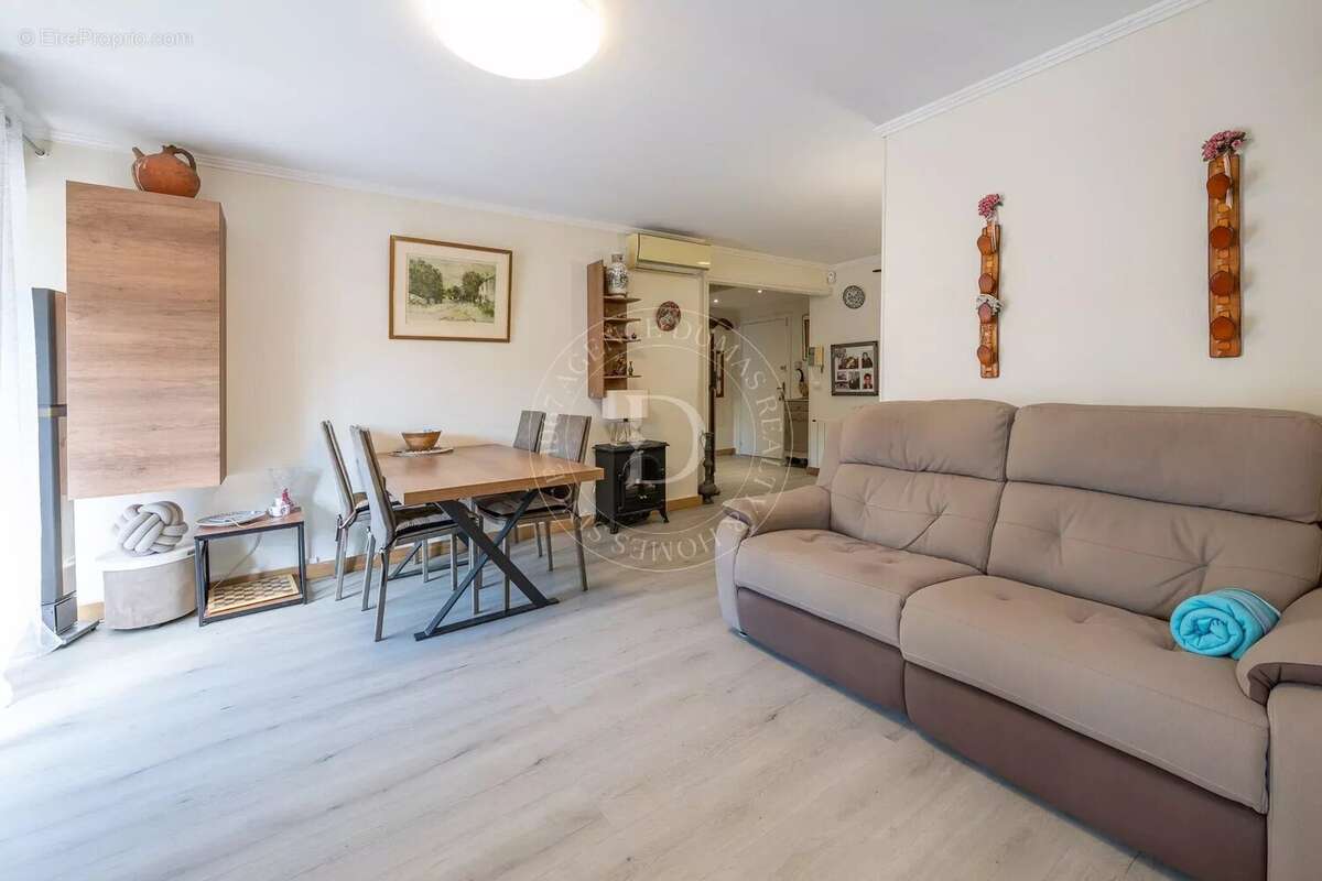 Appartement à BEAULIEU-SUR-MER