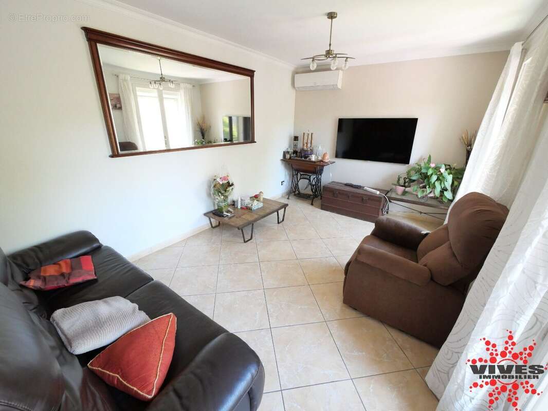 Maison T4 avec garage, cour et terrasse - photo 9