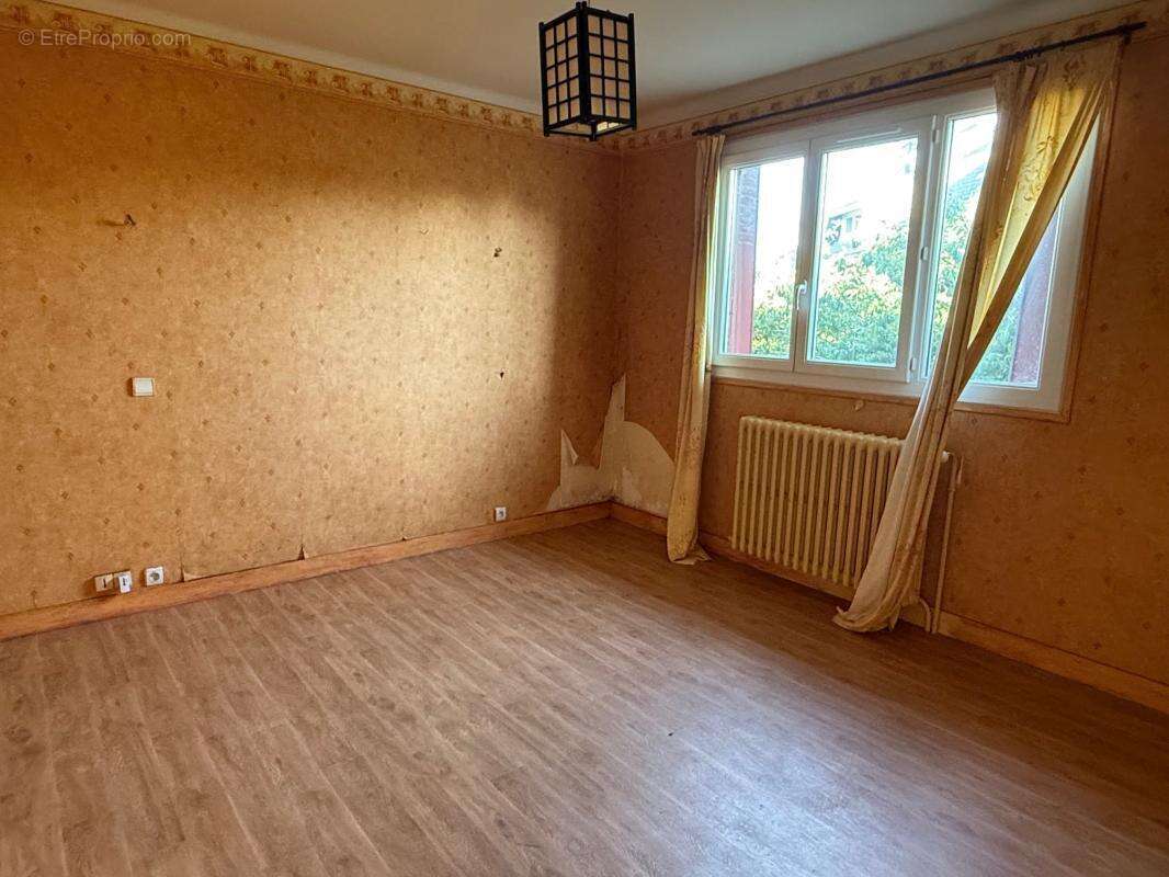 Maison à GRANDFRESNOY