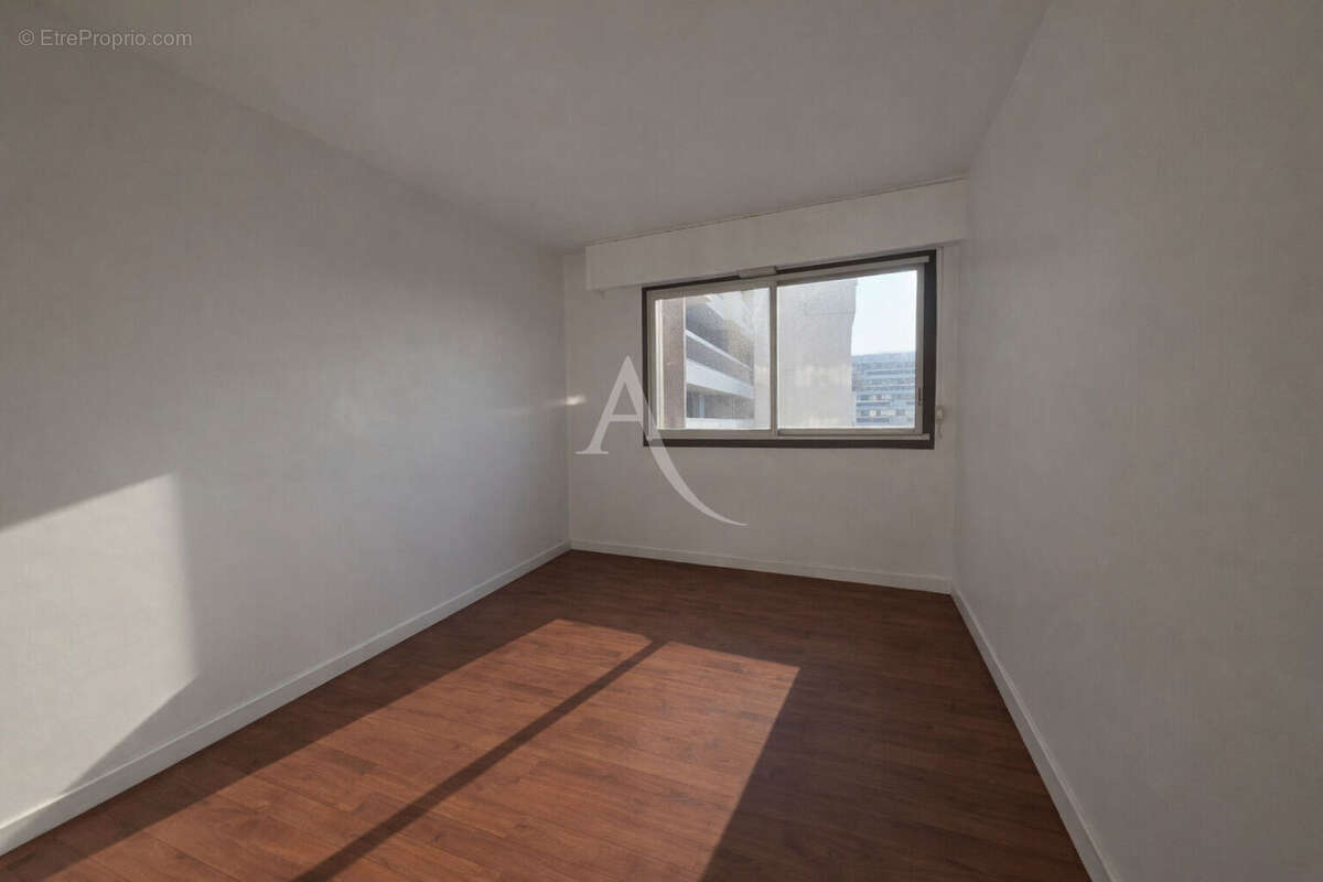 Appartement à PARIS-12E