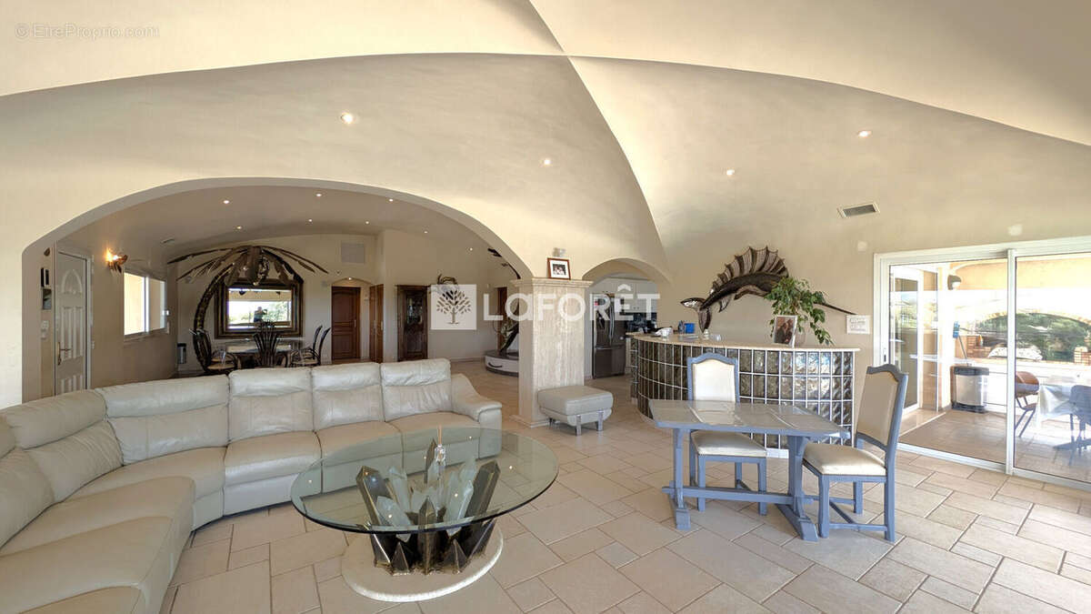 Maison à PORTO-VECCHIO