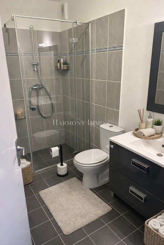 *APPARTEMENT T3 de 62 m2 avec balcon de 5 m2  ** - photo 6