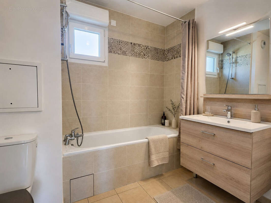 Appartement 81 m² à Sucy-En-Brie  - photo 4