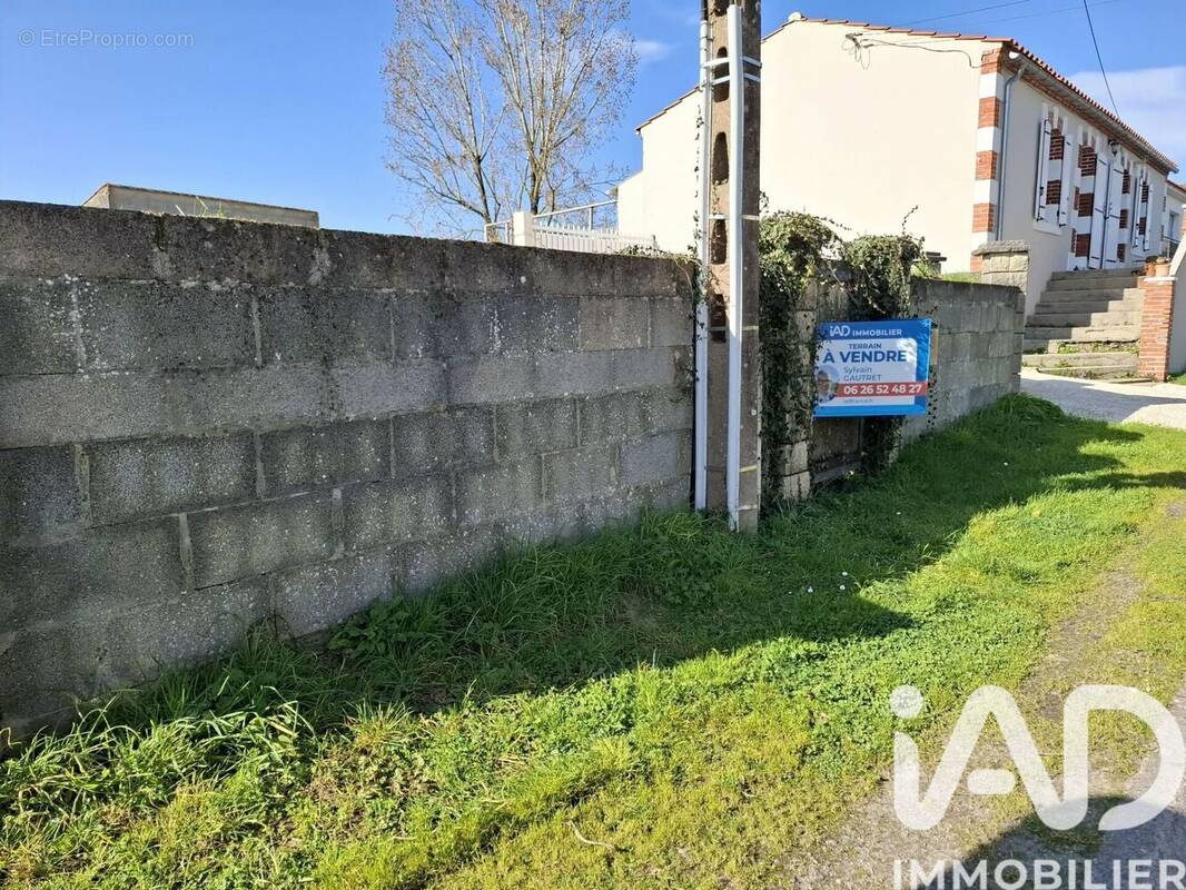 Photo 1 - Terrain à APREMONT