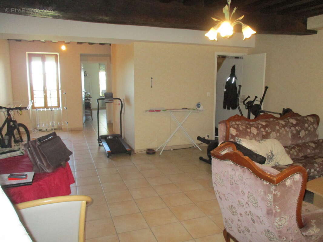 Maison à CHATEAU-CHINON(VILLE)