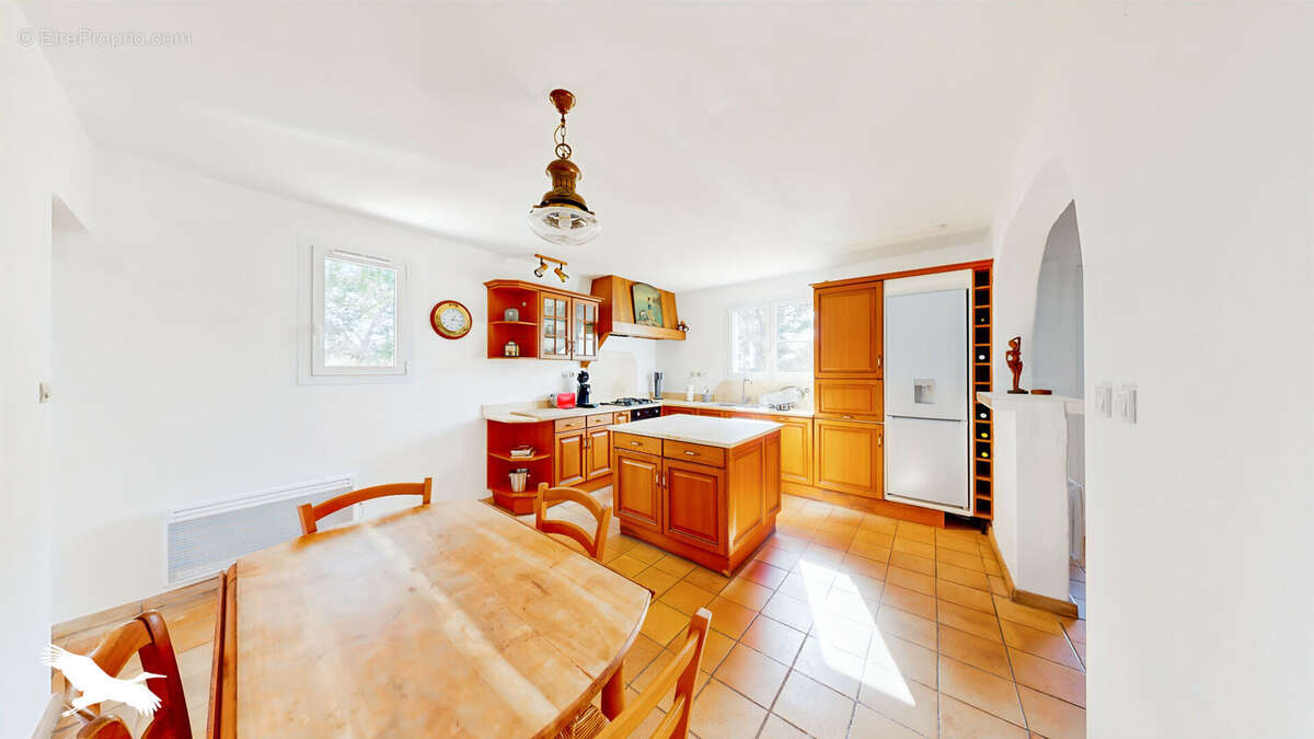 Maison à ENSUES-LA-REDONNE