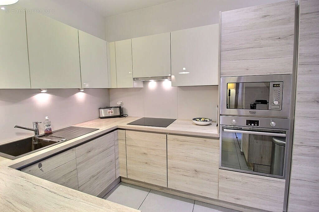 Appartement à MARSEILLE-8E