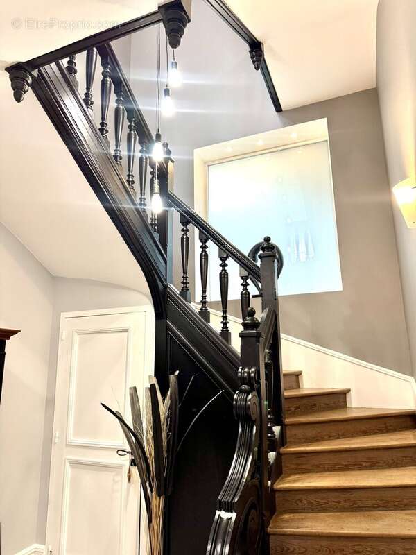 Maison 411 m² à Le Havre  - photo 3