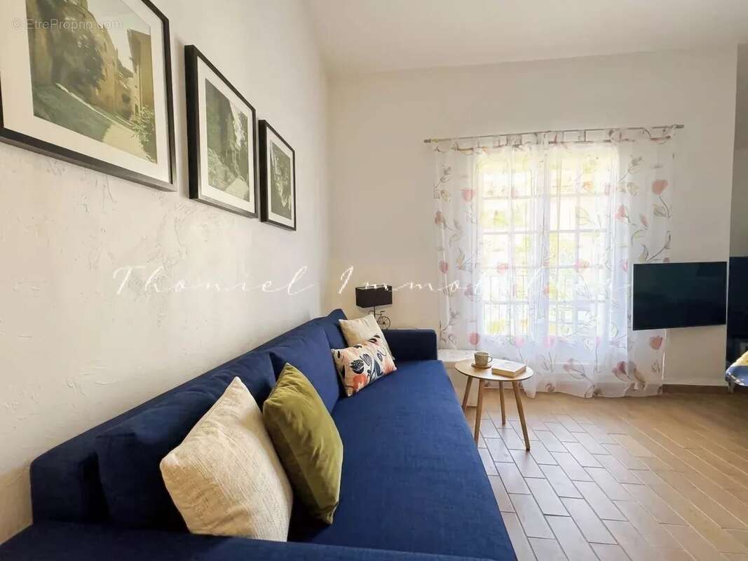 Appartement à LA GARDE-FREINET