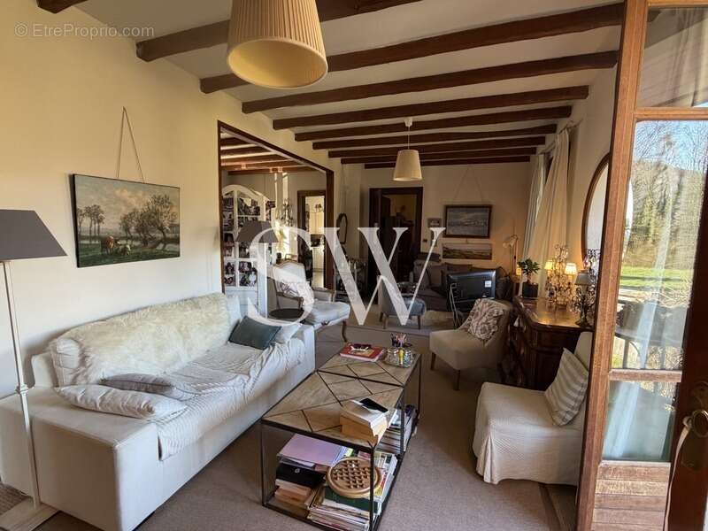 Maison à SAINT-JORIOZ