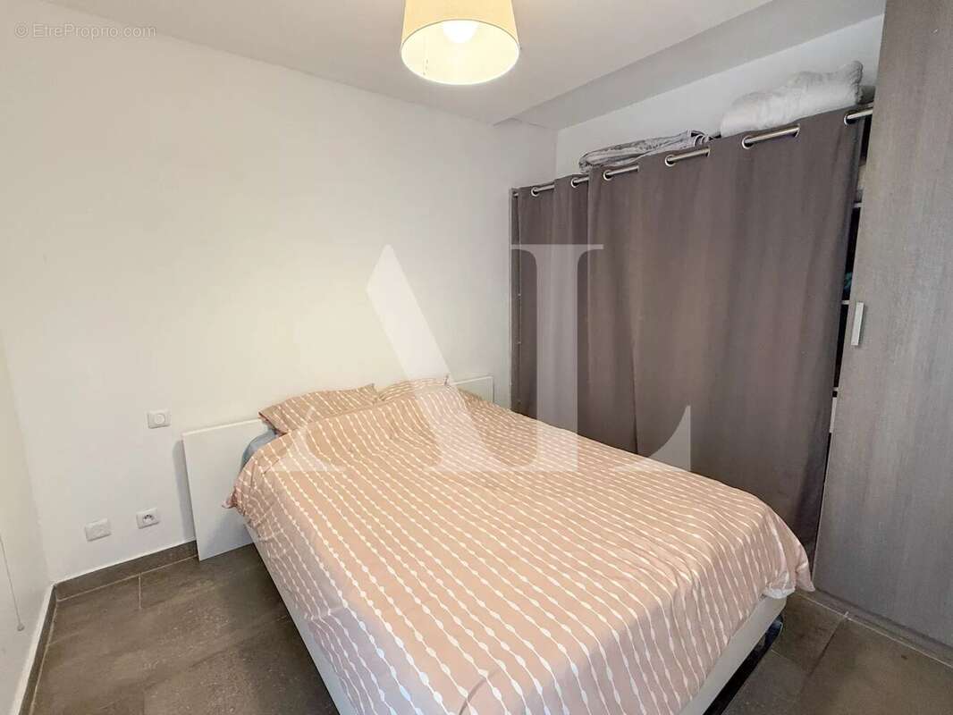 Appartement à VALLAURIS