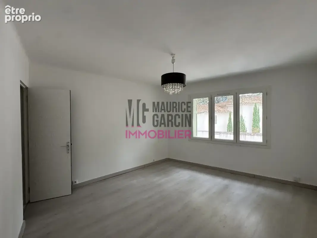 Appartement 144 m² à vendre à Jonquieres (84150) - photo 2