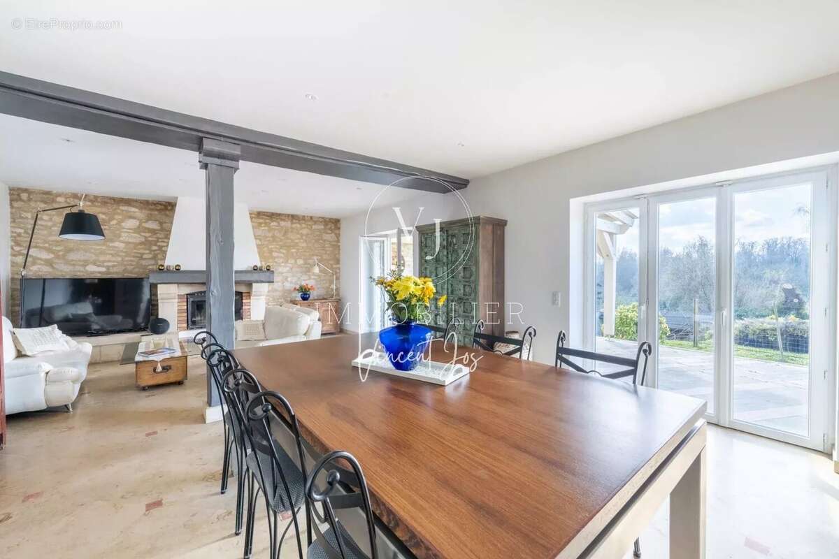 Maison à FONTENAY-SAINT-PERE