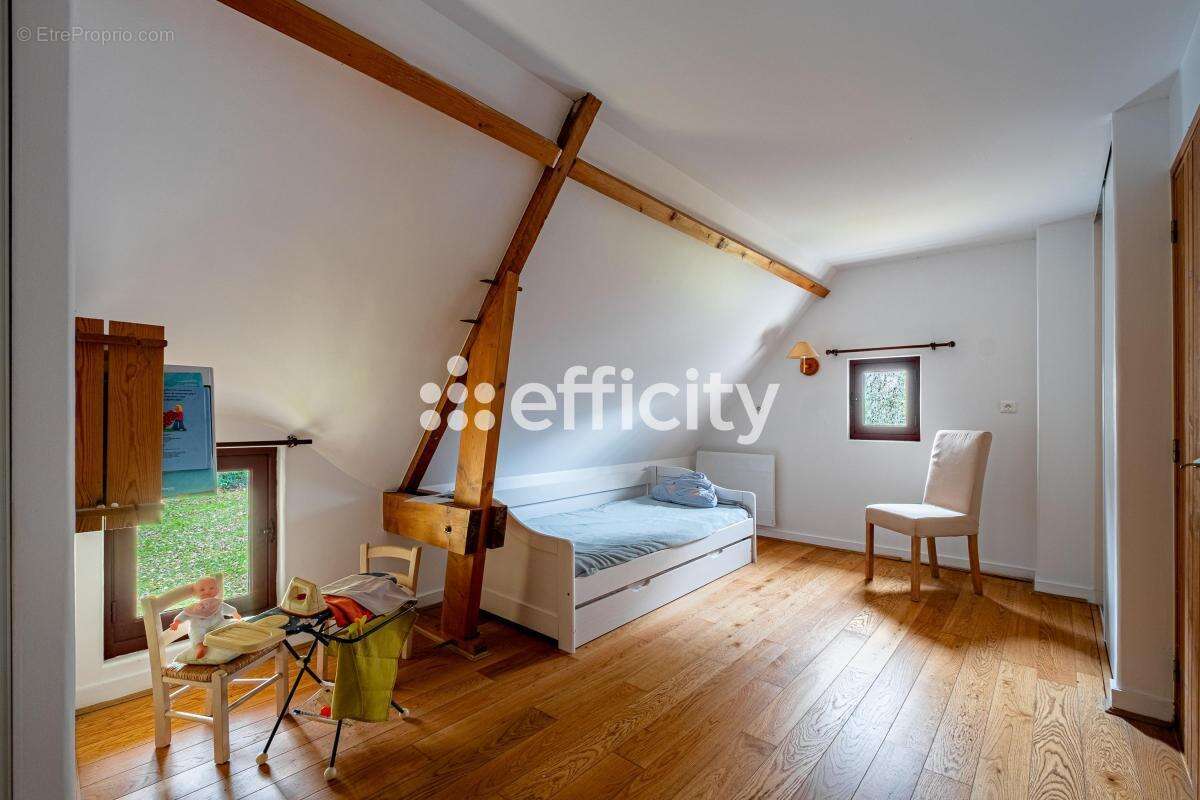 Maison à SAINT-LYPHARD