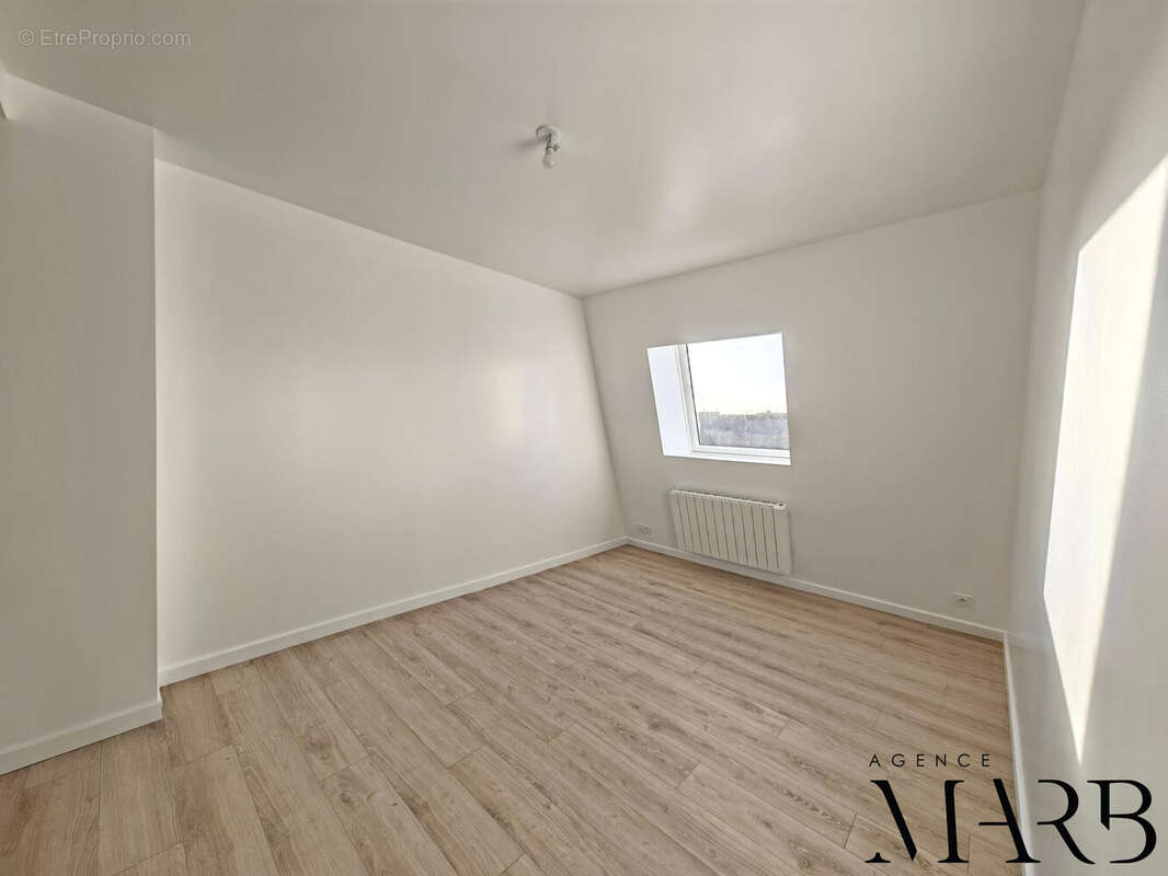 Appartement à RABLAY-SUR-LAYON