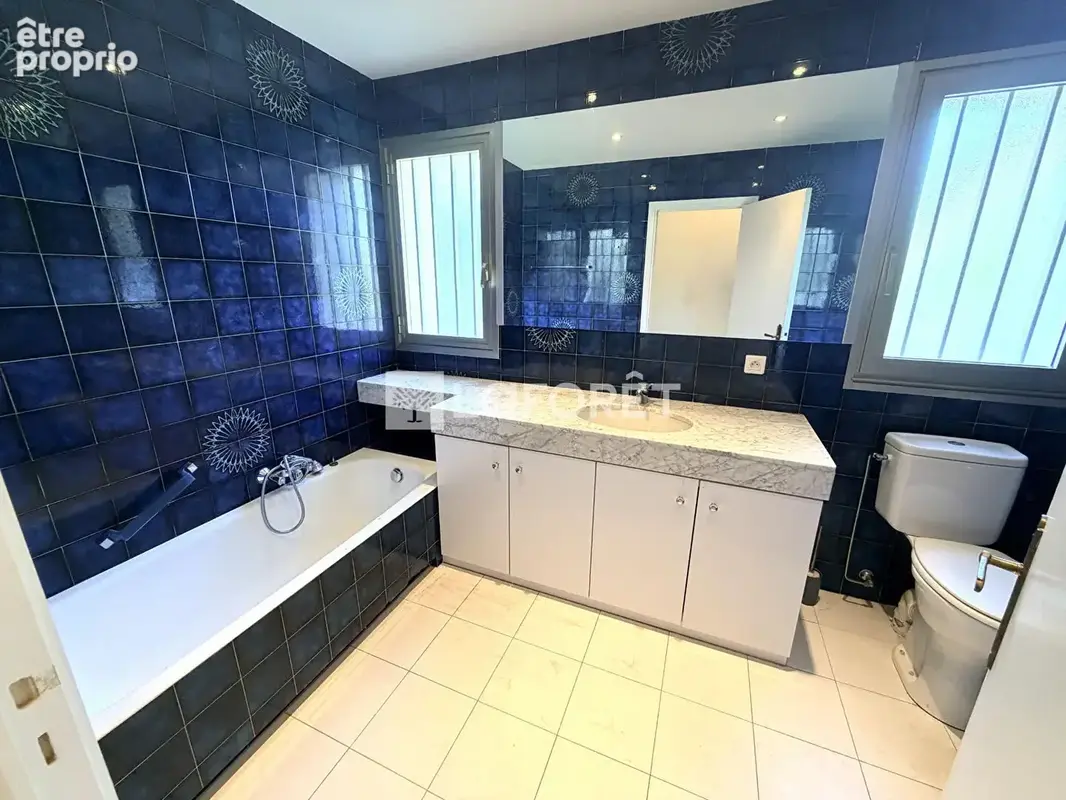 Cannes Oxford / Montrose : appartement 3/4 pièces 102 m² avec Box fermé et Cave - photo 9
