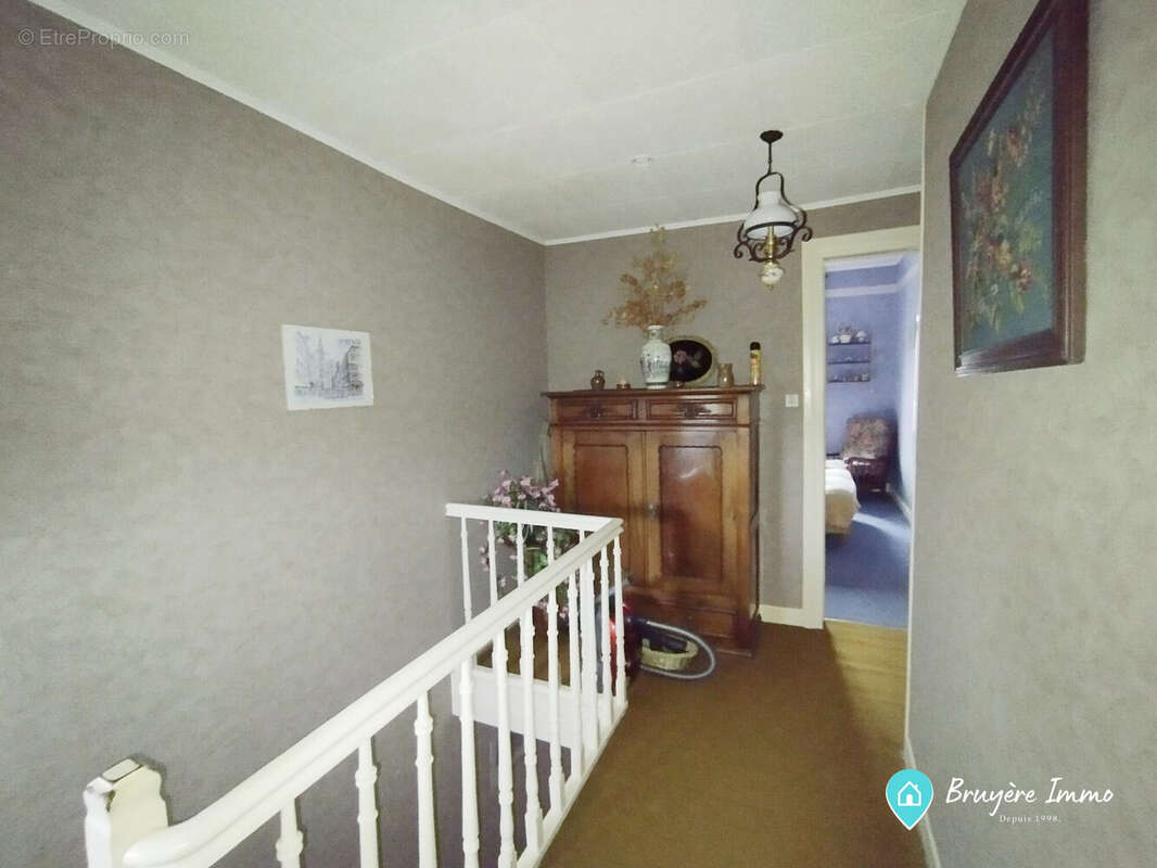 Maison à AULNOYE-AYMERIES