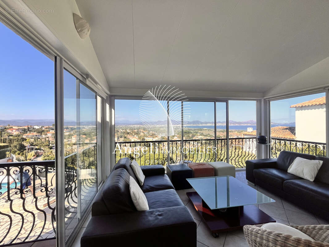 Maison à FREJUS
