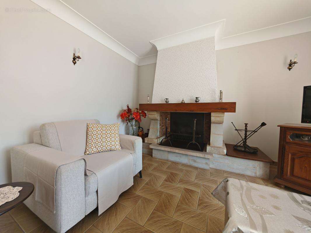 Maison de 145 m² en parfait état avec sous-sol intégral - 5 min de Riscle - photo 4