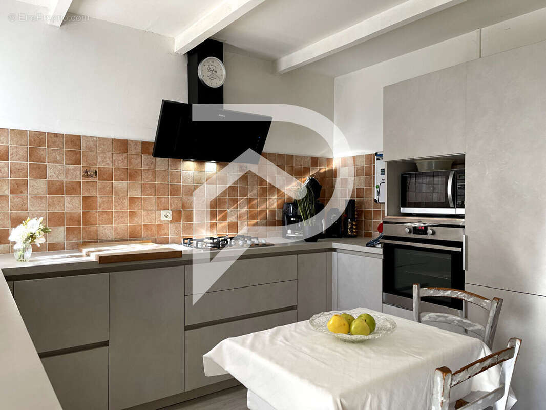 Maison à SAINT-JULIEN