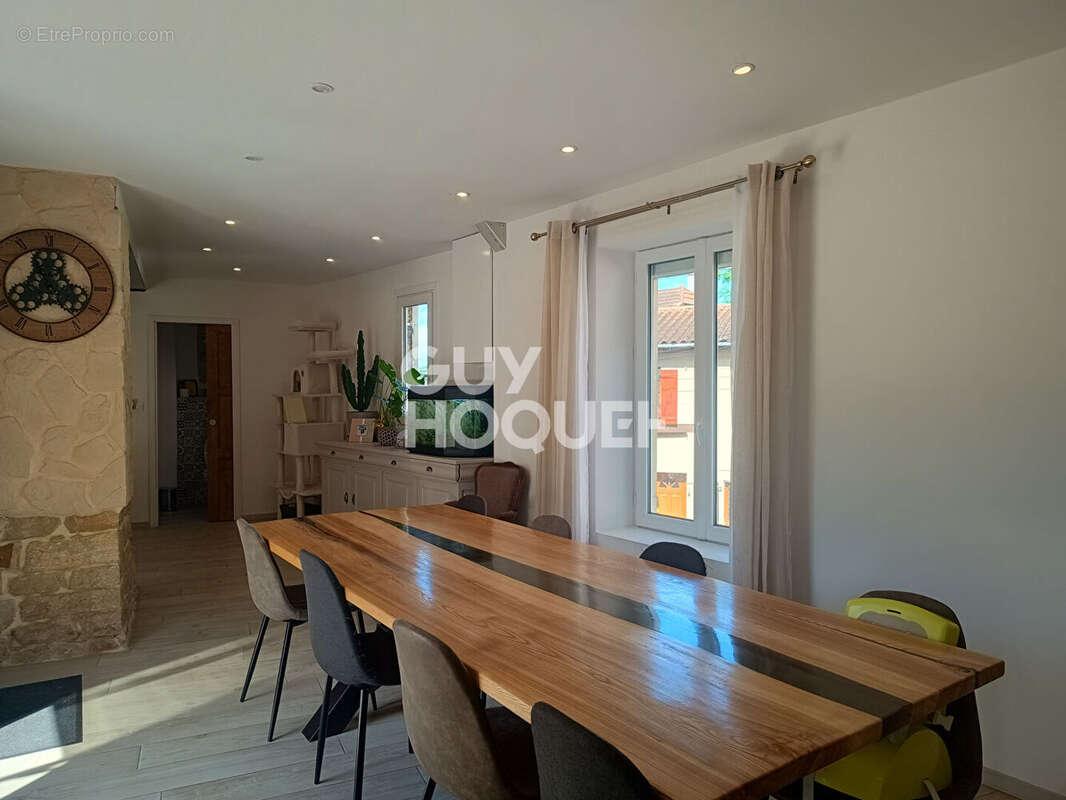 Maison à BOURGOIN-JALLIEU