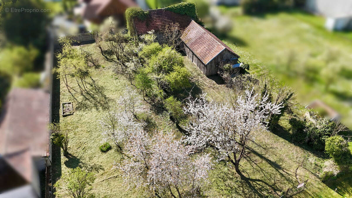 Maison à SAINT-MESMIN