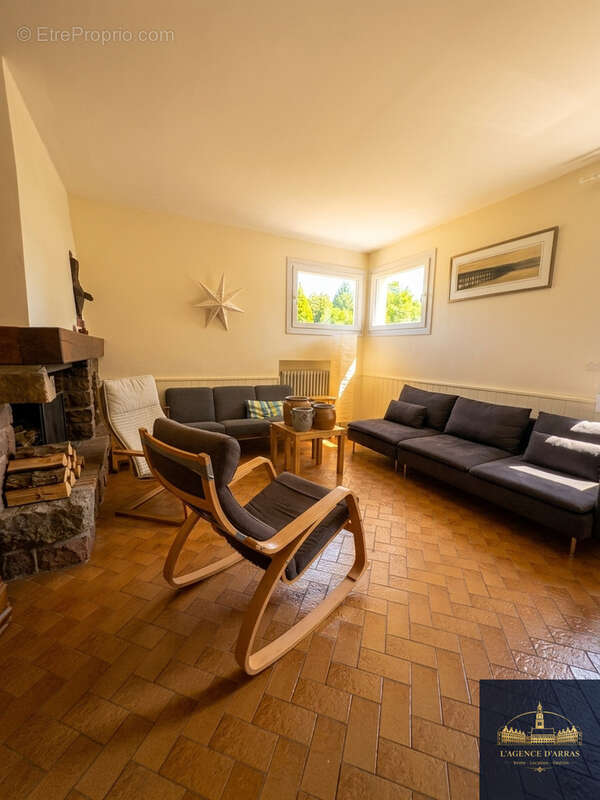 EXCLUSIVITÉ   Grande maison familiale de 210 m2 avec 6 chambres, jardin, à moins de 15 min à pied de la gare - photo 5