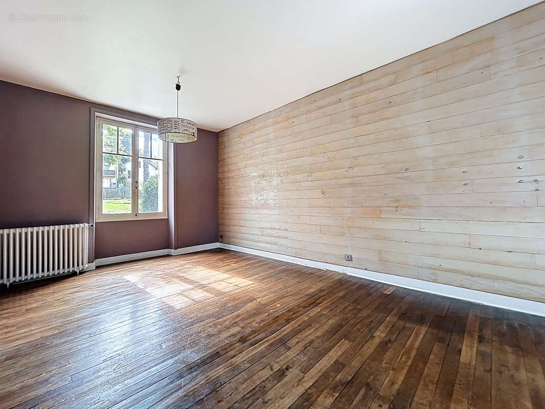 Maison à BRIVE-LA-GAILLARDE