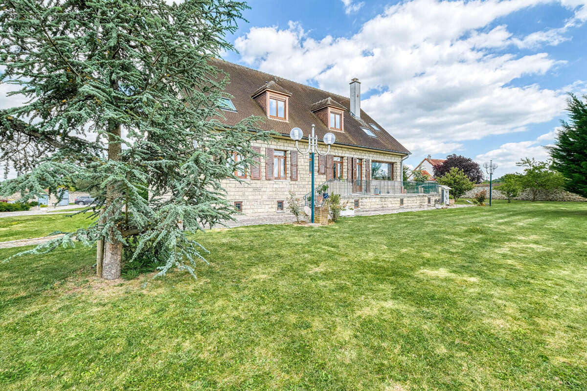 Maison à JOSSIGNY