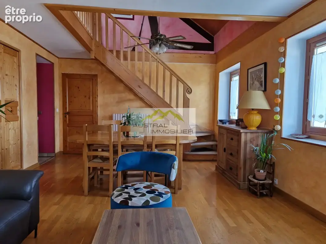 La Motte-Servolex - Maison T6 de 145 m2 avec jardin - photo 8
