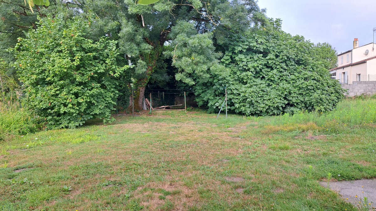 Maison 102 m² à Saint-Agnant  - photo 4