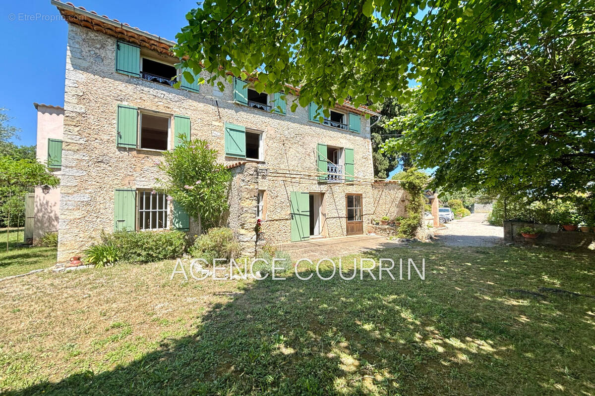 Maison à GRASSE