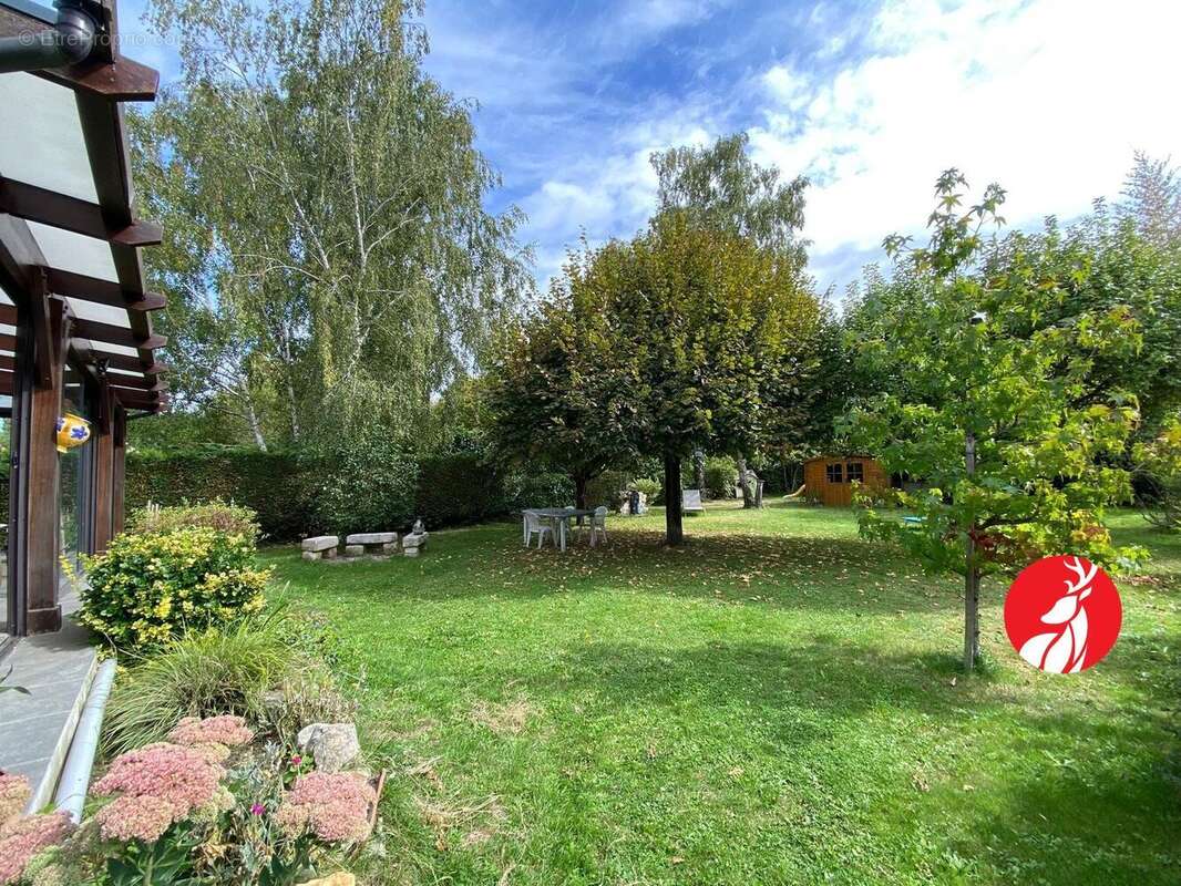 Maison à SAINT-MARTIN-EN-BIERE