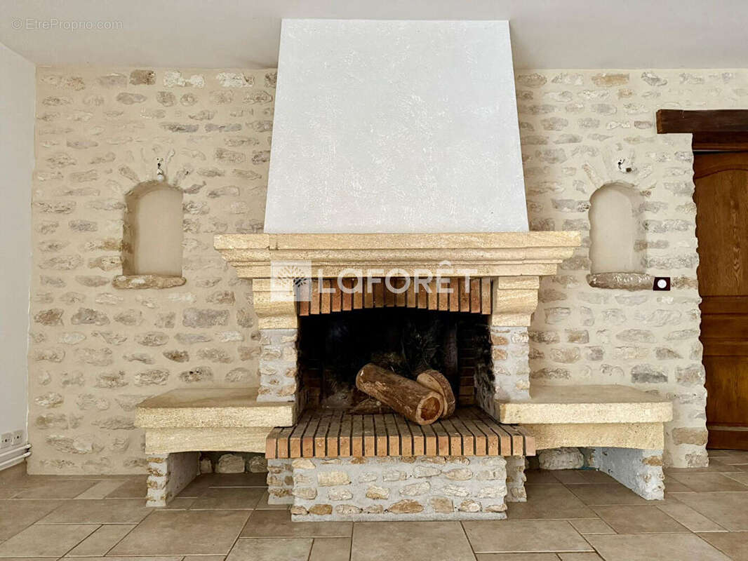 Maison à MILLY-LA-FORET