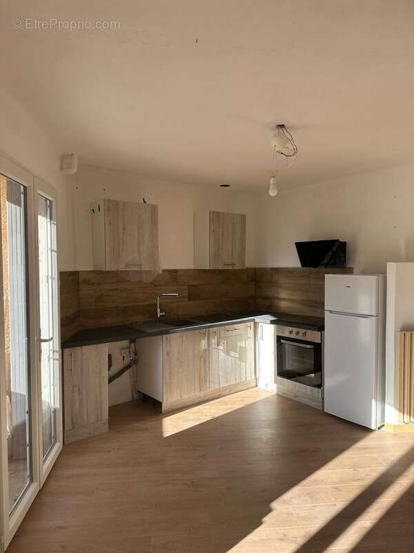 Appartement à SALERNES