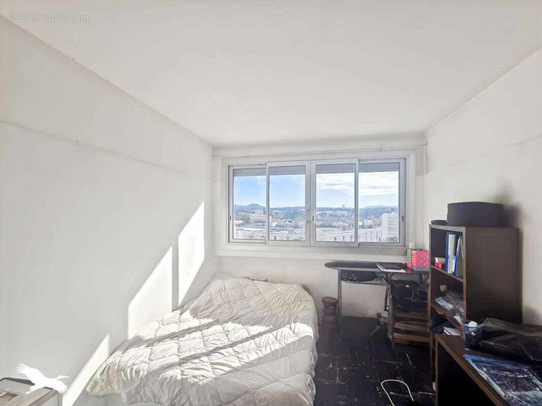 Appartement à MARSEILLE-13E