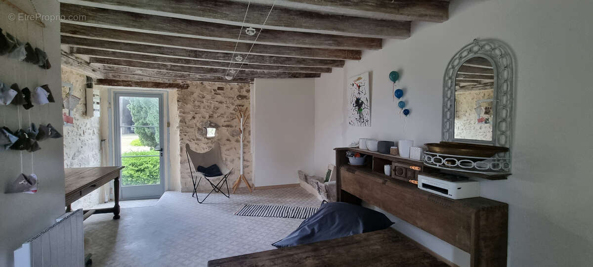 Maison à CHALAUTRE-LA-GRANDE