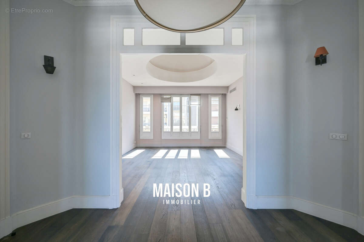 Appartement à MARSEILLE-8E