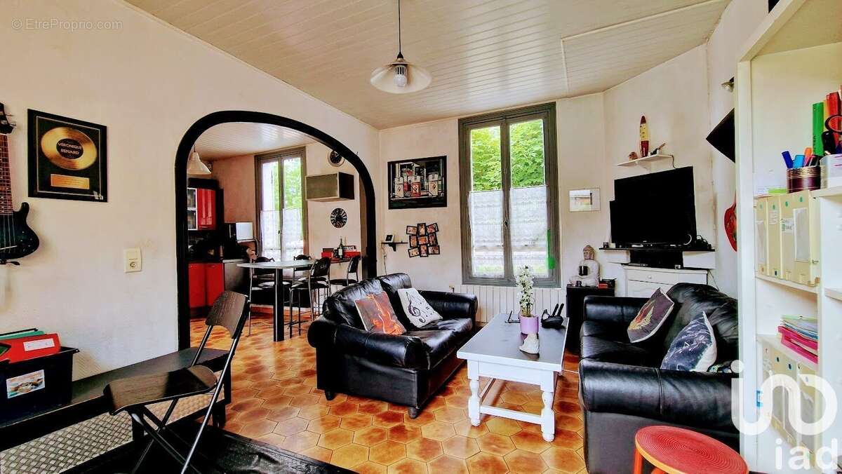 Photo 2 - Maison à LA FRETTE-SUR-SEINE