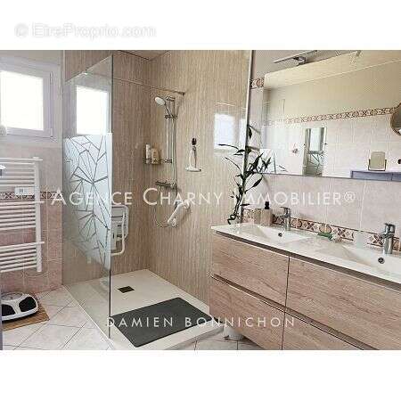 Maison 101 m² à Chambeugle  - photo 6