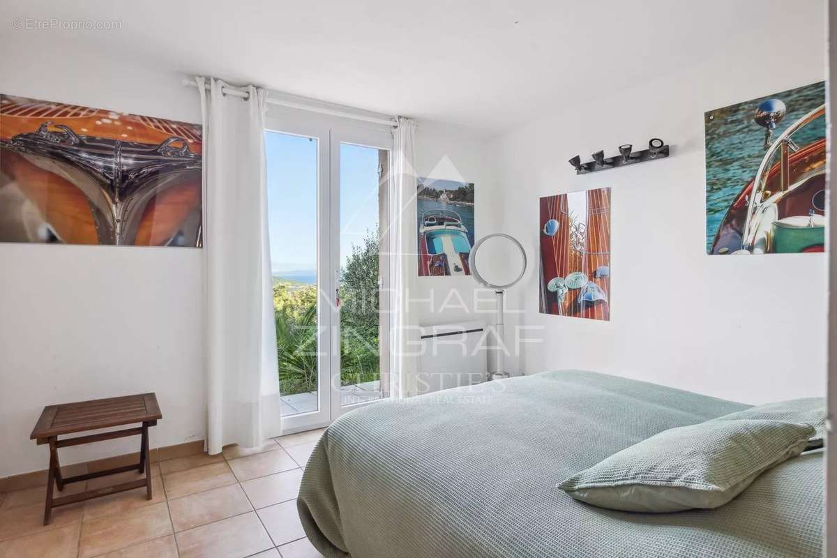 Maison à SAINT-RAPHAEL