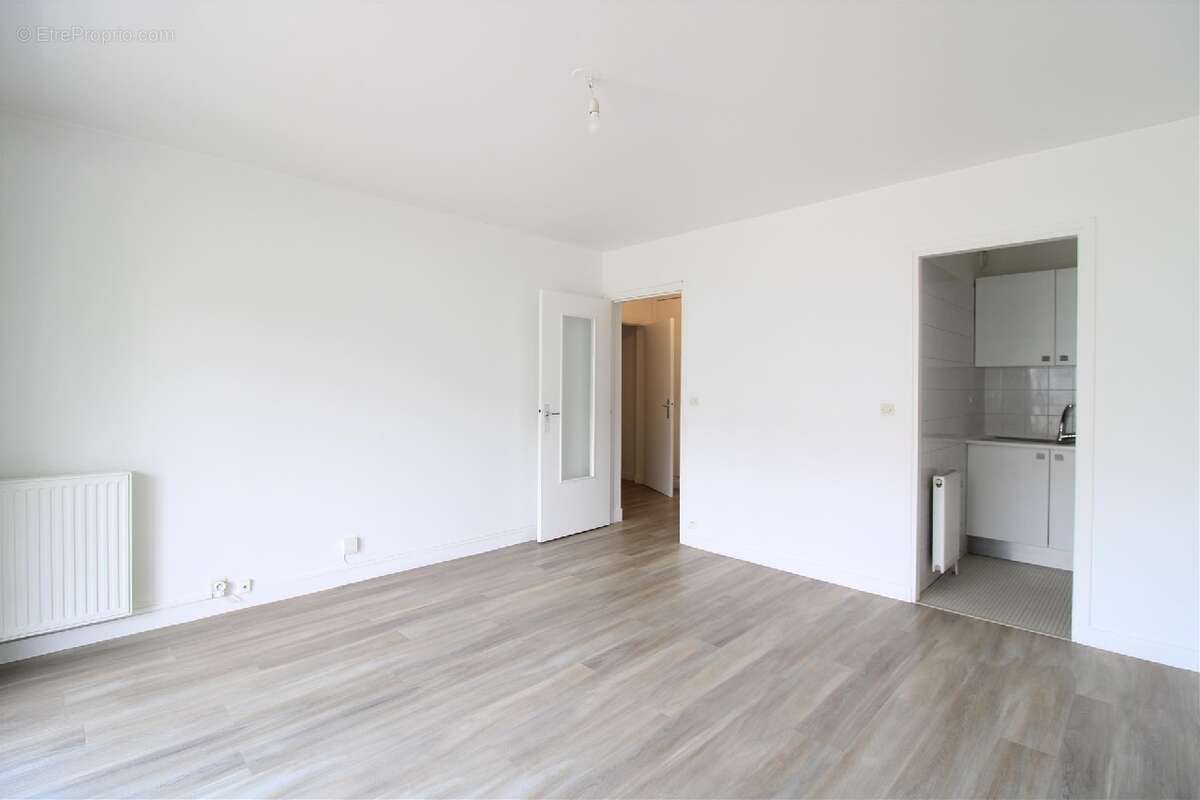 Appartement 28 m² à Boissy-Saint-Leger  - photo 3