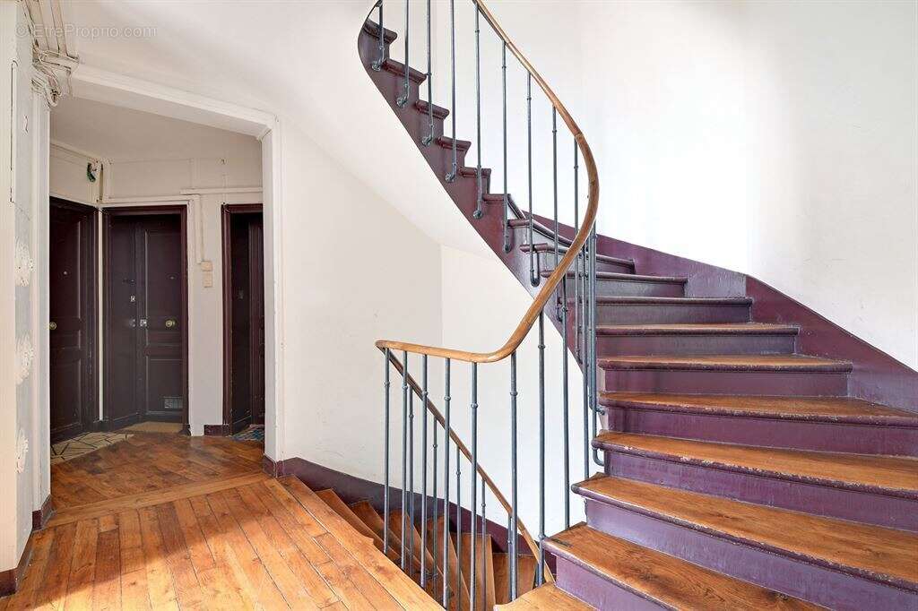 Appartement à PARIS-20E