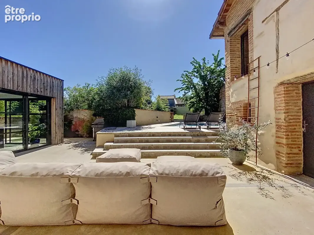 Maison 7 pièces 263 m² à vendre à Lagrave (81150) - photo 3