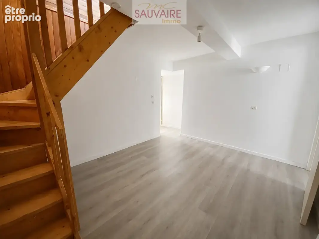 Idéal primo-accédant - Maison de village, R+2 au cœur de Saint-Laurent - photo 10