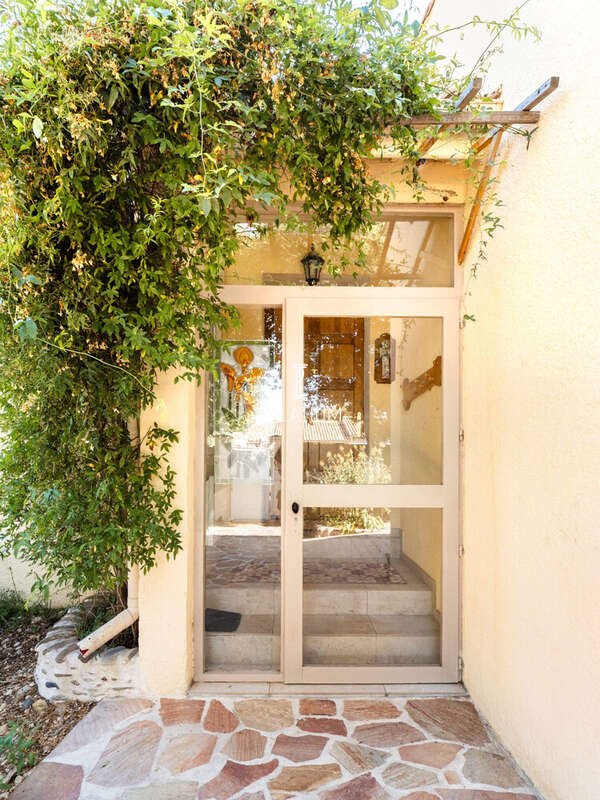 Maison à VALENSOLE