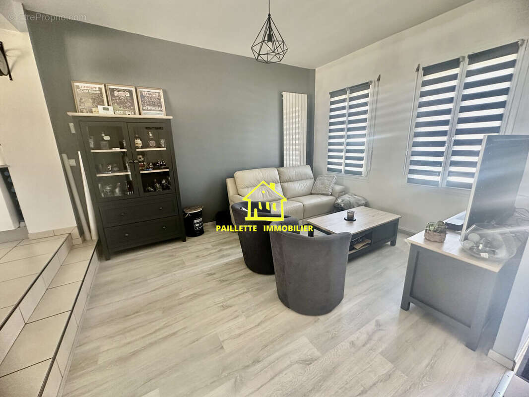 Maison 93 m² à Montivilliers  - photo 4