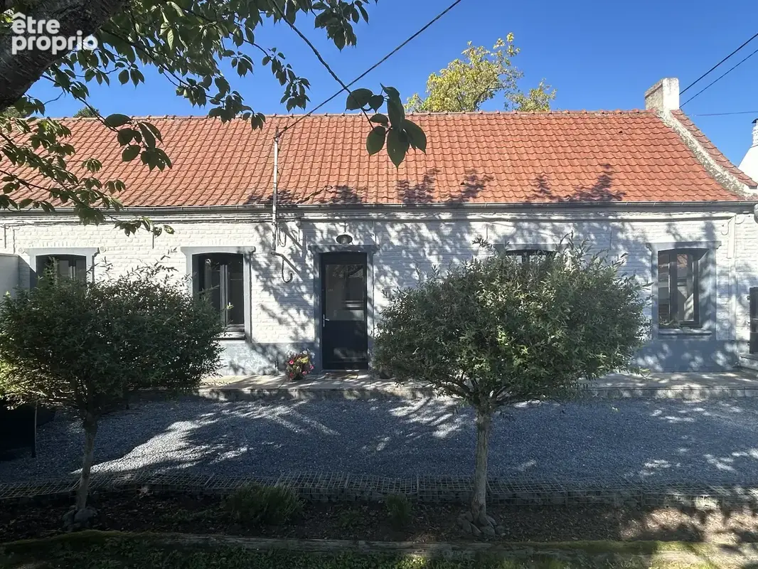 Longère semi individuelle développant 82,26m2 et bâtie sur 243m2 de terrain !! - photo 2