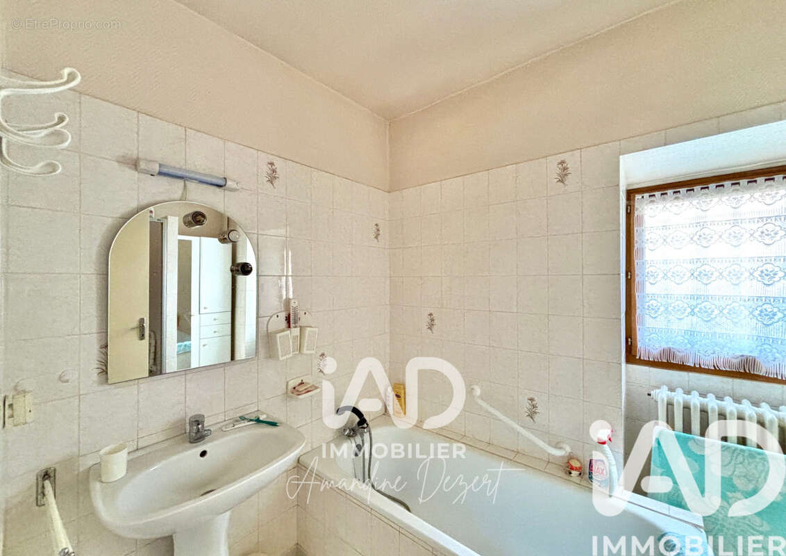 Photo 9 - Maison à MONTMIRAIL